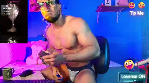 Snapshot of max_brown21 chatting on February 27, 9:22 am max_brown21 online show from February 27, 9:22 am