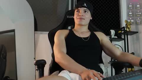 Snapshot of max_cortes1_ chatting on September 16, 1:39 am 60 OFF ON MY OF ONLY FOR TODAY online show from September 16, 1:39 am