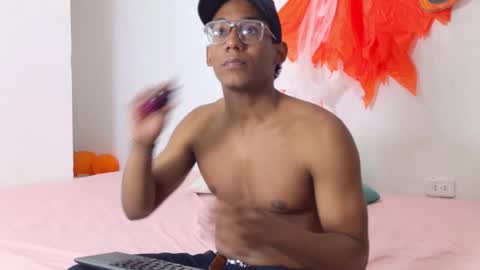 max_cumpower72 online show from October 17, 10:56 pm