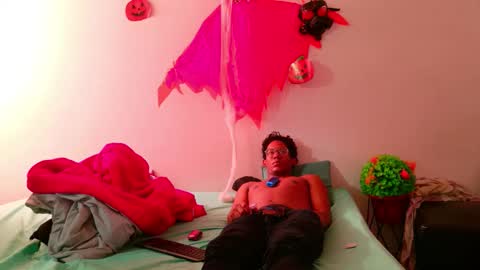 max_cumpower72 online show from November 1, 6:43 pm