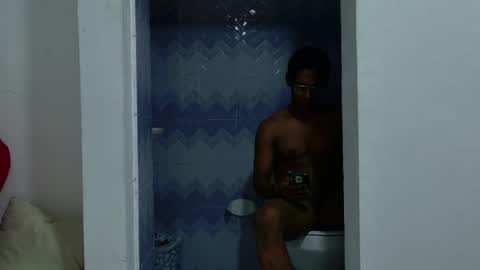 max_cumpower72 online show from November 3, 10:53 pm