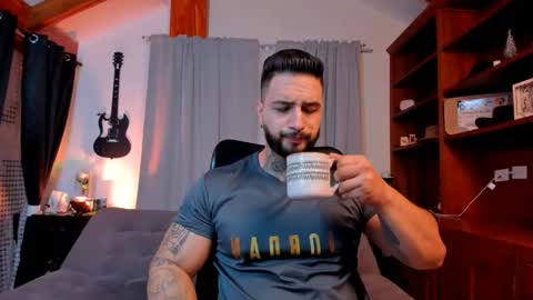 max D. online show from January 19, 10:17 pm