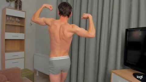 max_foks_ online show from May 10, 6:46 pm