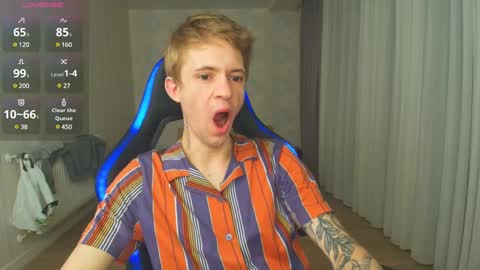 Snapshot of max_gen chatting on December 24, 11:11 pm Max Gen with tats 24years And Ethan without tats 20 years online show from December 24, 11:11 pm