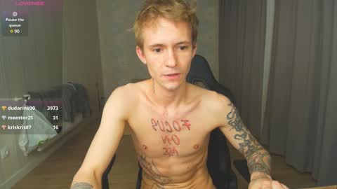Snapshot of max_gen chatting on December 28, 5:57 pm Max Gen with tats 24years And Ethan without tats 20 years online show from December 28, 5:57 pm