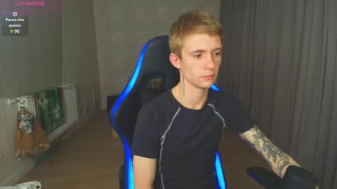 Snapshot of max_gen chatting on January 13, 5:55 pm Max Gen with tats 24years And Ethan without tats 20 years online show from January 13, 5:55 pm