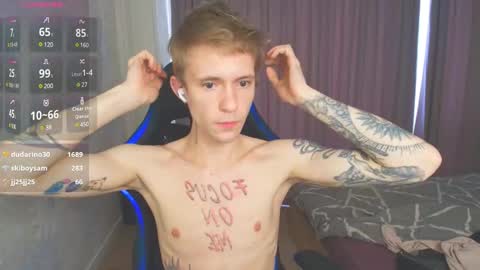 Snapshot of max_gen chatting on January 28, 4:50 am Max Gen with tats 24years And Ethan without tats 20 years online show from January 28, 4:50 am