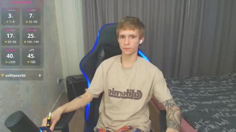 Snapshot of max_gen chatting on February 1, 11:06 pm Max Gen with tats 24years And Ethan without tats 20 years online show from February 1, 11:06 pm