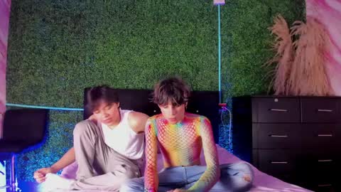 Snapshot of max_gold01 chatting on April 1, 3:42 pm Max online show from April 1, 3:42 pm