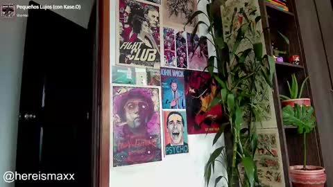 Snapshot of max_greenn chatting on December 26, 6:43 pm Max Follow me IGX hereismaxx online show from December 26, 6:43 pm