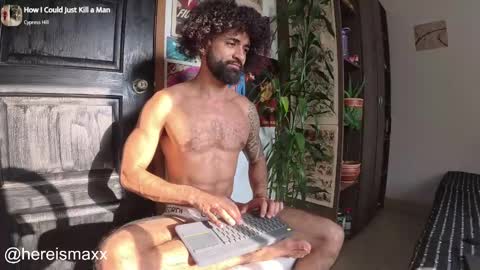 Snapshot of max_greenn chatting on January 24, 12:41 pm Max Follow me IGX hereismaxx online show from January 24, 12:41 pm