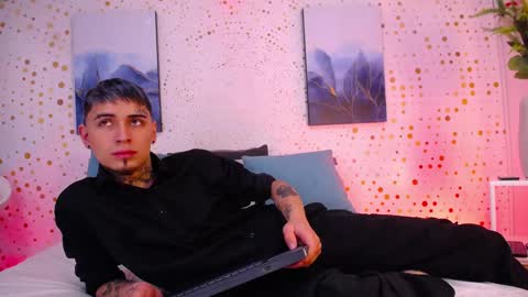 Max online show from February 10, 1:26 pm