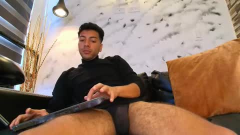 Max Hornye online show from February 13, 6:59 pm