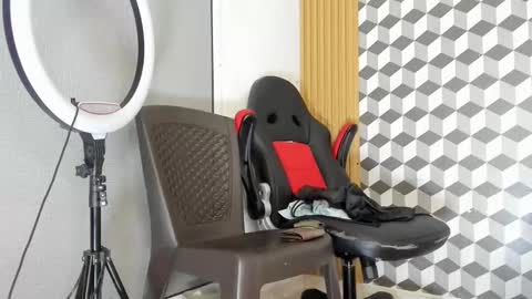 max_jowel online show from December 22, 2:30 am