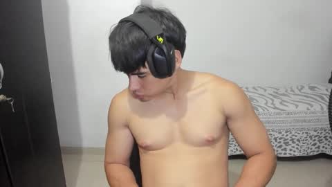 Max online show from November 17, 2:28 am