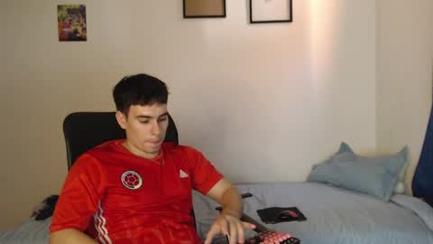 max_snow1616 online show from June 4, 7:42 pm