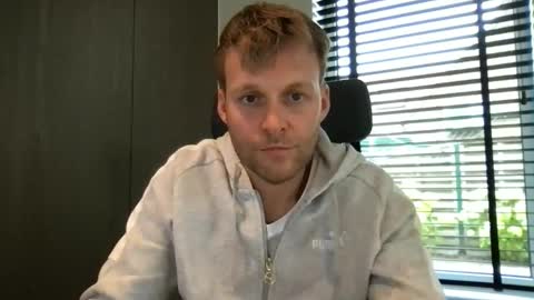 Max take off clothes online show from October 7, 8:44 am