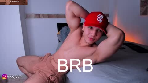 max_valiant1 online show from November 23, 1:22 pm