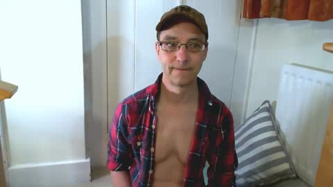 Max Davies online show from May 9, 5:51 pm