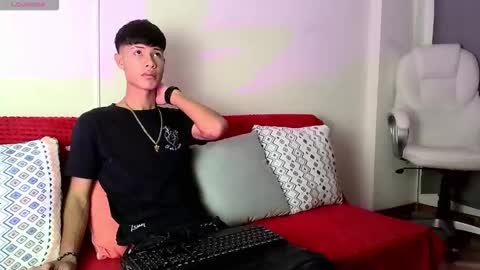 maxfont online show from October 4, 7:12 pm