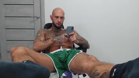 Maximus Fox online show from October 9, 7:17 am