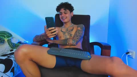 Maxi online show from January 20, 2:43 am