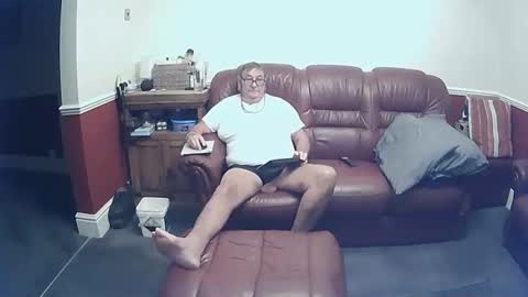 MAX online show from September 18, 9:50 pm