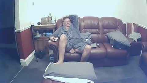 MAX online show from October 3, 10:40 pm