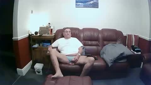 MAX online show from October 22, 10:53 pm