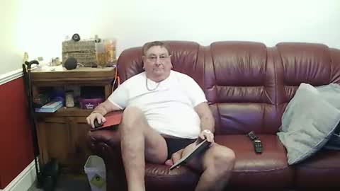 MAX online show from March 19, 10:47 pm