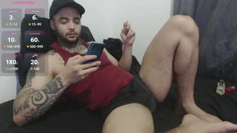 Snapshot of maxi_rogger chatting on December 30, 2:31 am maxi rogger online show from December 30, 2:31 am