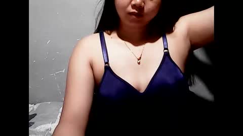 maxiesweet online show from May 4, 5:42 pm