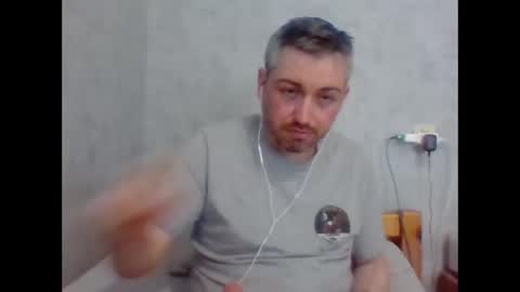 Maxime online show from March 25, 2:23 pm