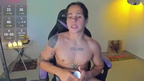 maximiliano_scoott_ online show from November 11, 9:59 pm