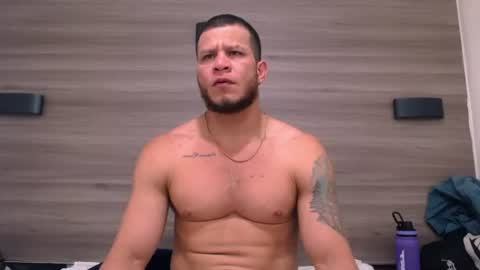 Maximiliano online show from June 24, 8:30 pm