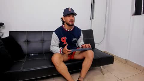 Maximo online show from November 28, 3:31 am