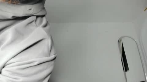 Maximo online show from December 3, 3:14 am