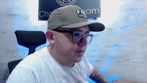  Maximo  online show from April 19, 12:48 pm