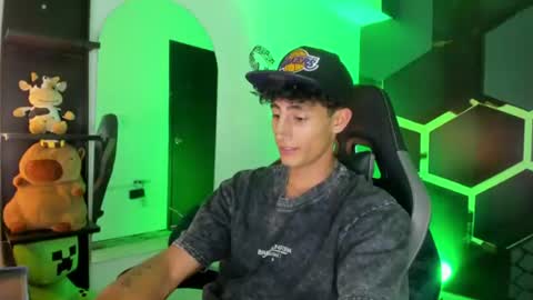 Snapshot of maximo_romano chatting on June 29, 7:03 pm Maximo online show from June 29, 7:03 pm