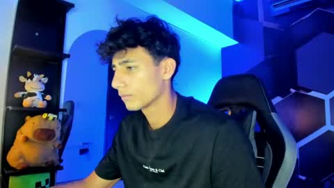Snapshot of maximo_romano chatting on July 2, 6:58 pm Maximo online show from July 2, 6:58 pm