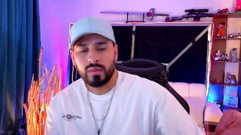 Snapshot of maximo_vlda chatting on June 17, 7:04 pm maximo online show from June 17, 7:04 pm