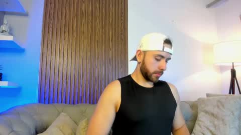 Maximo Wolf online show from May 14, 7:53 pm