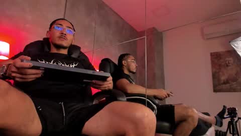 maximo_zahir online show from January 19, 2:59 am