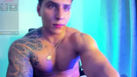 Snapshot of maximoscott_ chatting on February 20, 11:54 pm Maximoscott online show from February 20, 11:54 pm