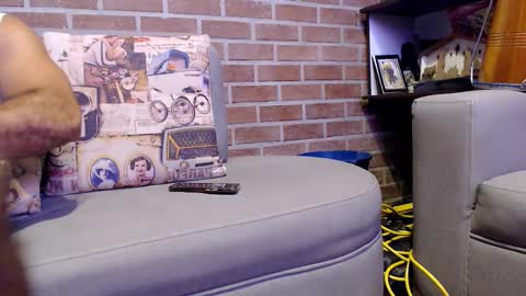 Snapshot of maximotorricelli chatting on February 14, 1:45 am maximotorricelli online show from February 14, 1:45 am