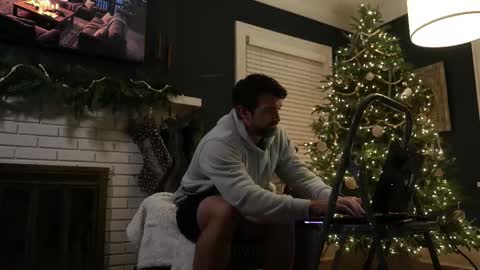 Snapshot of maximus_787 chatting on December 18, 3:01 am Maximus7871 online show from December 18, 3:01 am