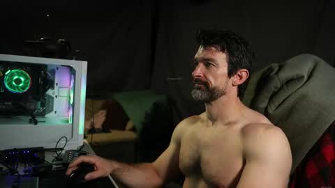 Snapshot of maximus_787 chatting on January 13, 8:03 pm Maximus7871 online show from January 13, 8:03 pm