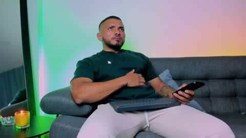 Snapshot of maximusclark1 chatting on January 23, 2:55 am maximus clark new account online show from January 23, 2:55 am