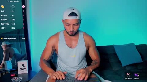 Snapshot of maximusclark1 chatting on February 26, 5:20 am maximus clark new account online show from February 26, 5:20 am