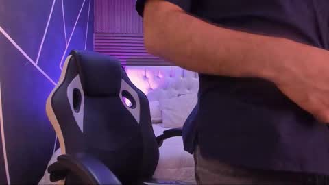 Maximus online show from March 7, 1:52 pm